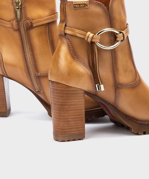 Heeled Booties | CONNELLY W7M-8542 | ALMOND | Pikolinos